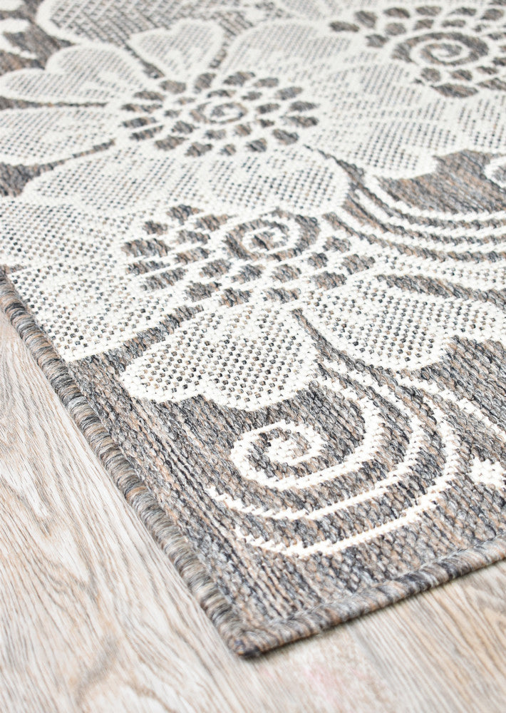 Alaska Lichen Grey Rug