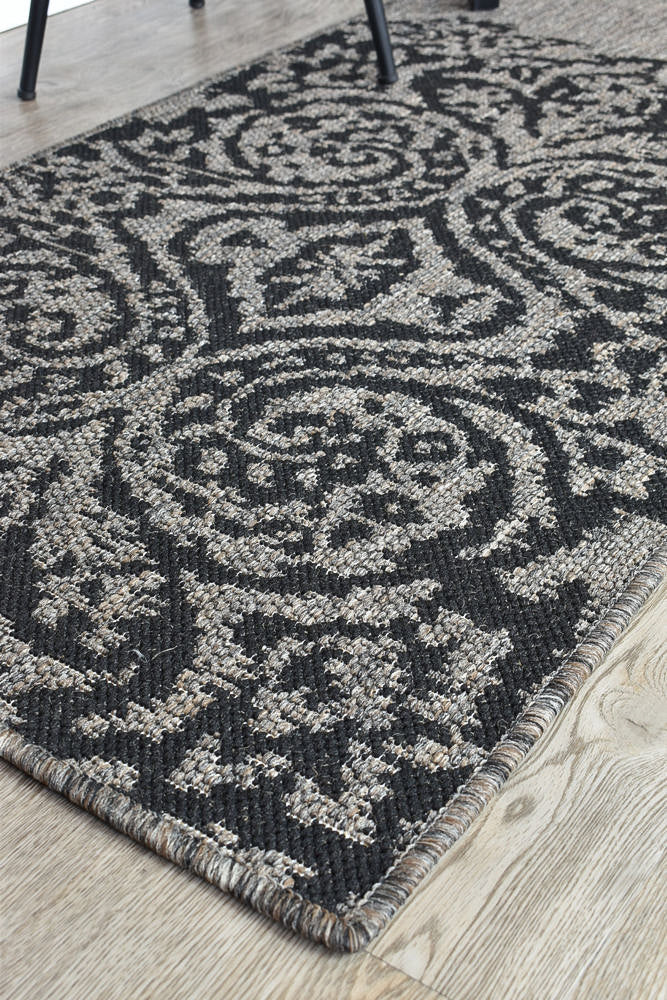 Alaska Brown Black Rug 