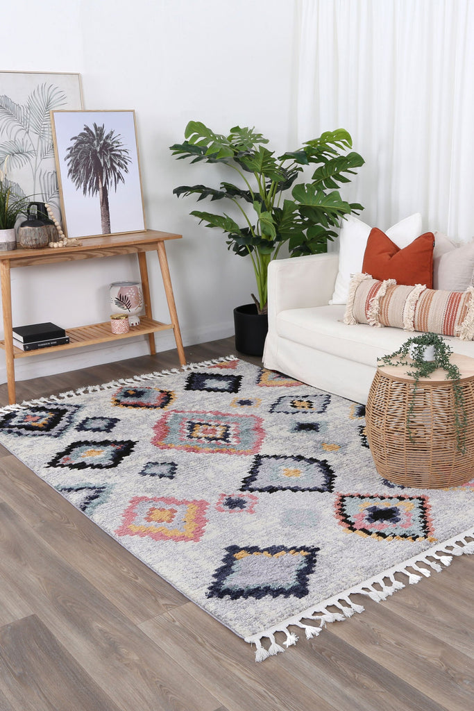 Moda Tribal Ash Rug 