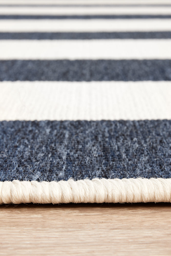 Seaside 4444 Navy White Rug