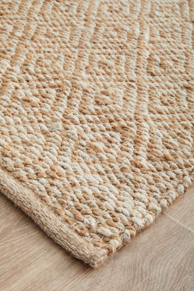 Noosa 444 Natural Runner Rug - Housethings 