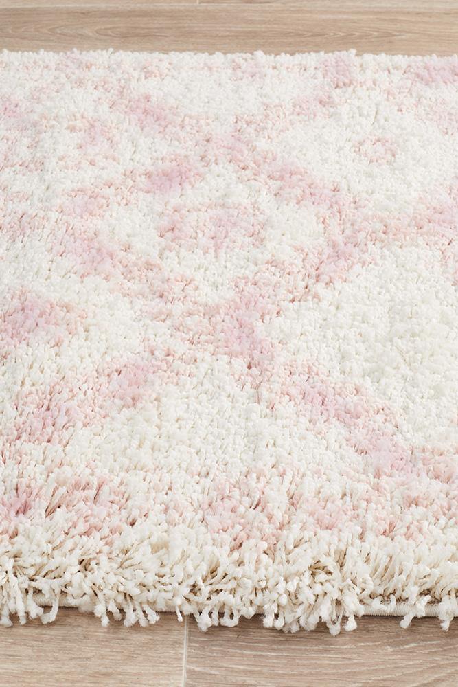 Saffron 33 Pink Runner Rug - House Things Saffron Collection